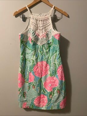 Lilly Pulitzer floral sleeveless dress size:4 pink/green/blue with white lace